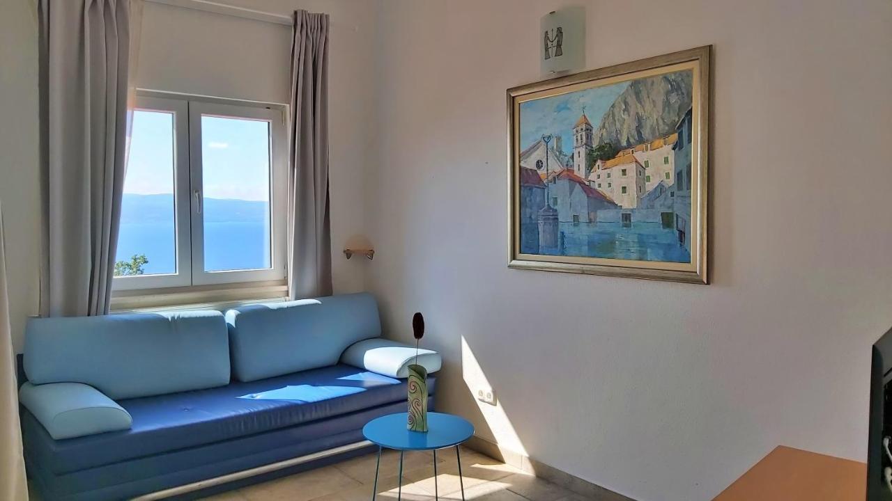 Apartments Borak 奥米什 外观 照片